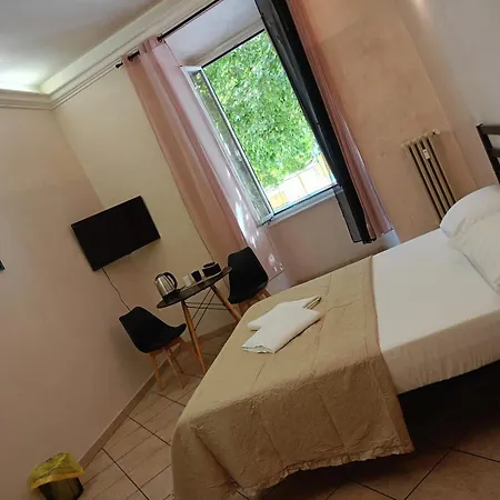Ragusa Bis Bed & Breakfast Rome